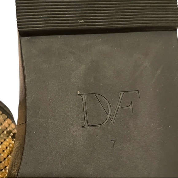 DVF Diane Von Furstenberg Gold Metallic Slides Size 7 Comfy - Picture 10 of 11